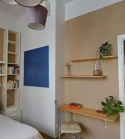 Houston House Apartment *